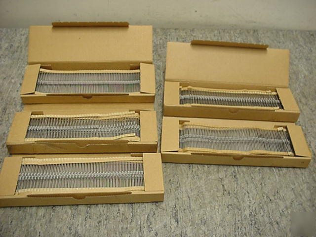 Resistors, 5 boxes, 4X1000 15 ohms, 1X1000 1KOHMS
