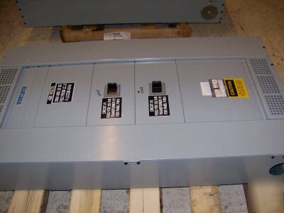 Siemens 600AMP main lug circuit breaker panelboard 480V