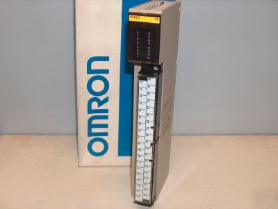 Omron OC223 output module 16 point relay isolated