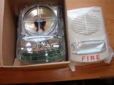  8 simplex true alert fire alarms w /strobe 4903-9355