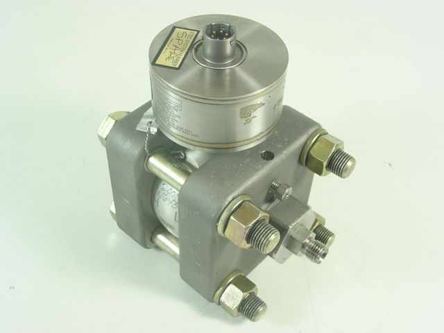 Schlumberger PM8142 differential pressure transducer