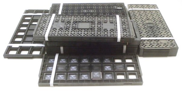 Lot of 14 lbs of assorted ic's in carrier trays