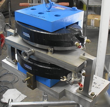 300# analyzer electro magnet with 4-port vacuum chamber