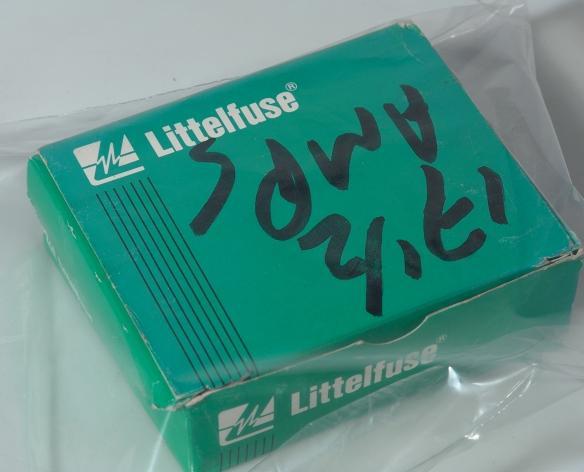 Littelfuse flsr 10&20 fuse lot OF10 