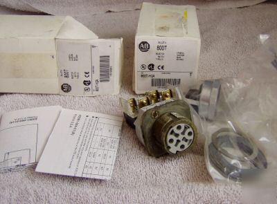 (2) allen bradley selector switch 1 n.o. 1 n.c. contact