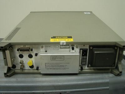 Agilent / hp 8642B synthesized signal generator