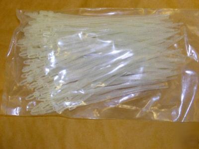 Cable ties 155MM x 3.3MM push mount type 5 bags of 100