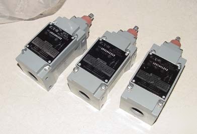 New 3PC cutler hammer explosion proof limit switch 