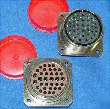 New 2 ea aero MS3452L32-7S connector mil-spec aerospace 