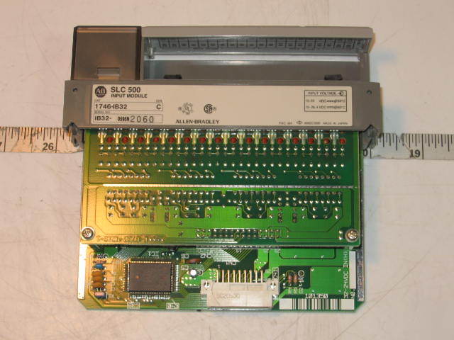 Allen bradley digital input module 1746-IB32 series c