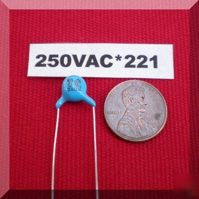 250V ac / 8KV dc / 220PF safety ceramic capacitor 