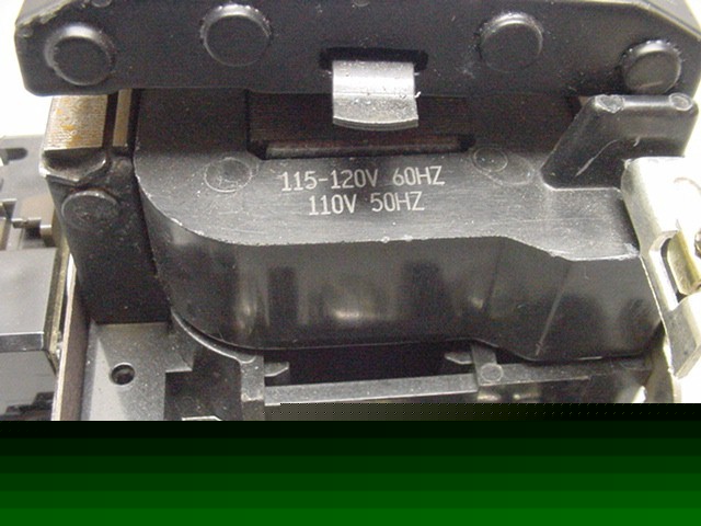 Ge CR305D0 contactor 3POLE 50/45 amp 600VAC 120V coil