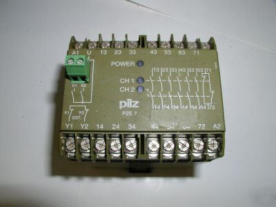 Pilz pze 7 474050 safety relay module 