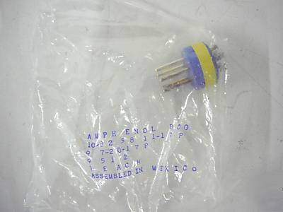 Amphenol rf 97-20-17P 972017P plug assembly .