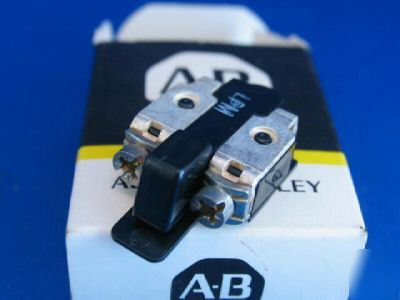 Allen bradley auxilliary contact 595 E17