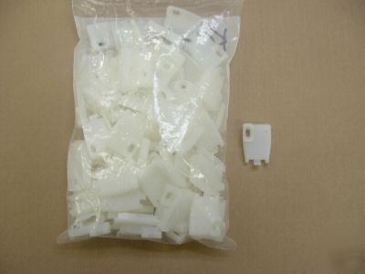 Housing strain relief, mate-n-lok, amp# 1-640719-1
