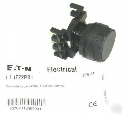 New pushbutton eaton cutler hammer 22MM black E22PB1 