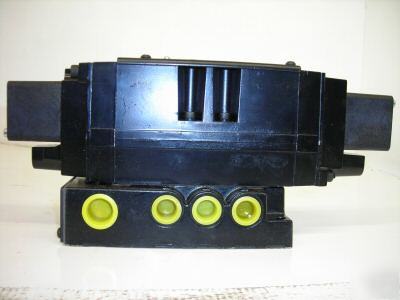  parker pneumatic valve 4511BD20AAAA53 3 position