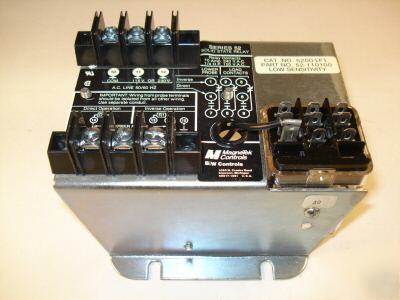B/w controls relay 5200-LF1