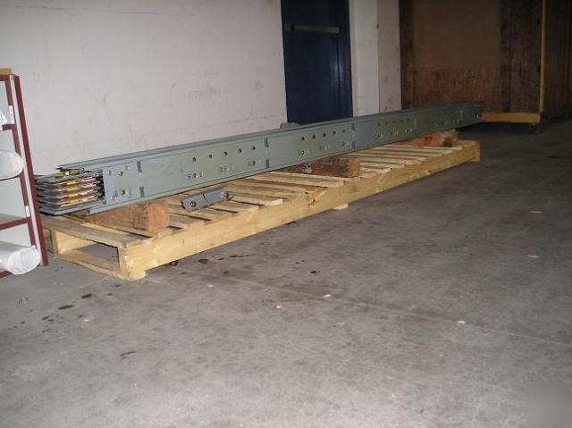 Sq d CP2512G10 3P/4W/1200A copper busduct 10FT.