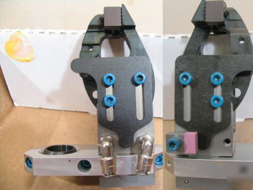 New pneumatic robotic grip clamp (phd inc series grm)c