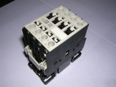 New C3 controls iec contactor, 18 amp ac, 300-S18N30