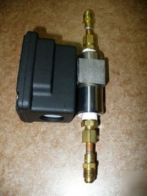 Differential pressure transducer setra # 230 0-50 psid