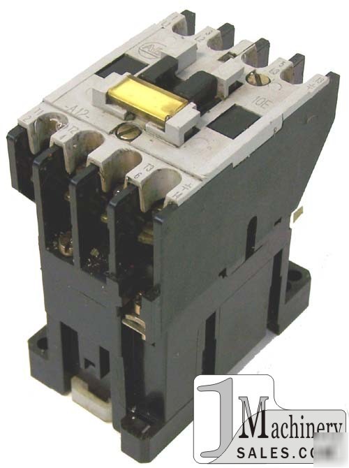 Allen-bradley 100-A12ND3 magnetic contactor 10 hp