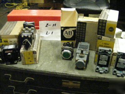 8 allen bradleymixed lot limit switch/bases push button