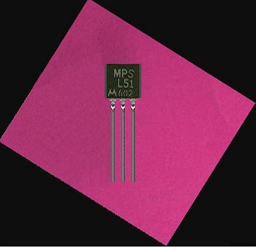 Lot (300) motorola MPSL51 pnp small signal transistor