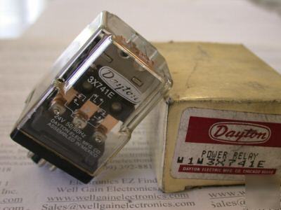 Dayton 3X741E relay 24VAC 3PDT 10 A120VAC octal 11P 