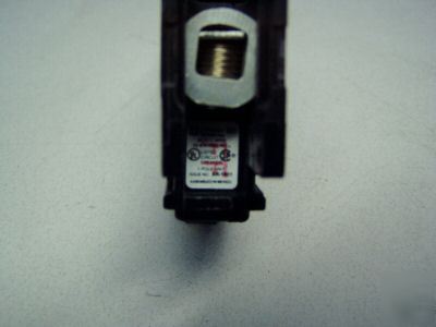 Square d 10A 1 pole circuit breaker m/n: xr-1801