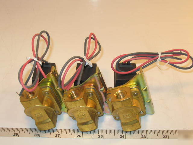 New 3 smc pneumatic 2 port solenoids VXD2130-02N-5G-b