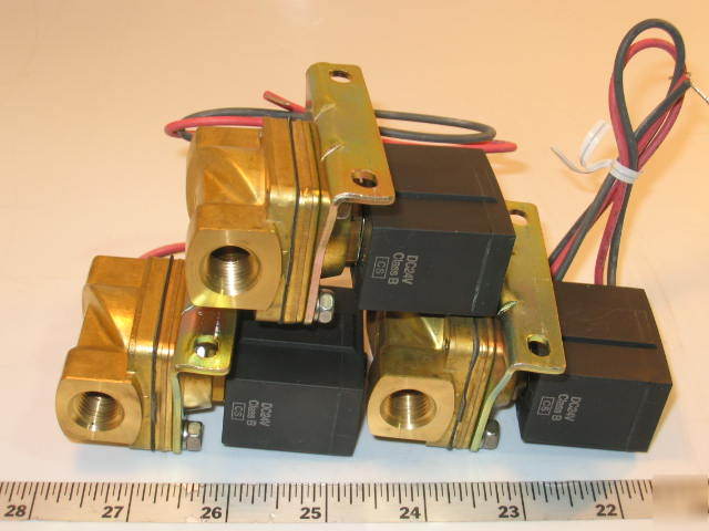 New 3 smc pneumatic 2 port solenoids VXD2130-02N-5G-b