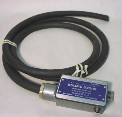 New microswitch BZLN5LH limit switch prewired 