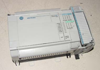 Allen bradley micrologix 1500 plc 1764-28BXB w/ lsp