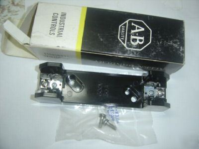 Allen bradley 1491-N161 fuse block 1-30AMP 600V 
