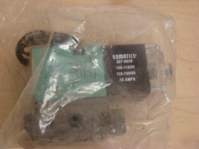 Numatics solenoid valve 227-833B / 11SAD44440000030 =