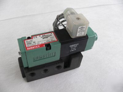 Numatics mark 8 - 24VDC solenoid valve on manifold