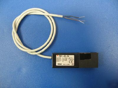 Smc electronic compact pressure switch series ZSE1
