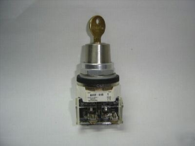 Allen bradley 800T-H33A 2 pos cylinder lock
