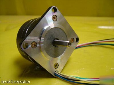 Oriental vexta 2-phase stepping motor PH264-01B-C11