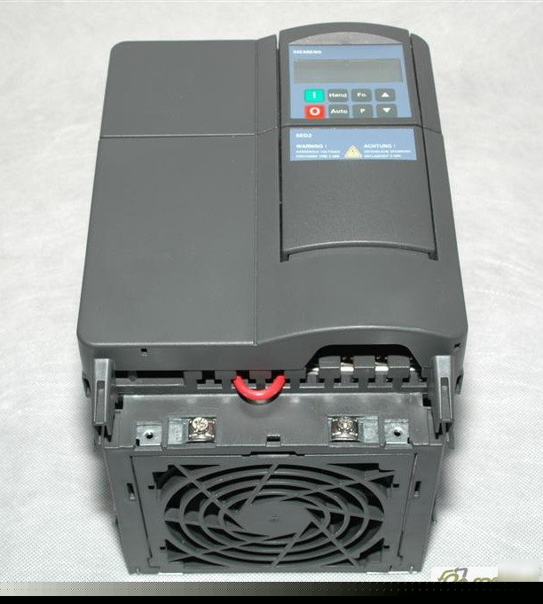 Siemens vfd / spindle SED2-7.5/42X 10HP 600V hv ac