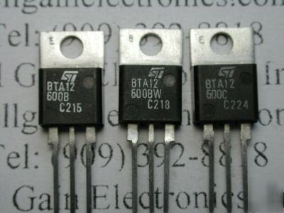 St BTA12-600C/ sw /b / bw triac to-220AB 12A 600V nos