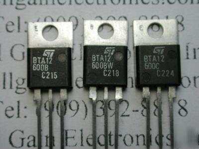 St BTA12-600C/ sw /b / bw triac to-220AB 12A 600V nos