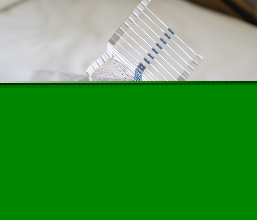 1000 resistors 1% 0.25W most unopened unused all values