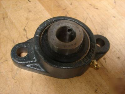 New peer flange mount bearing 15MM bore UC202-15MM