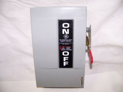 Lot ge safety switch TH4321 20 amp 240 v fusible