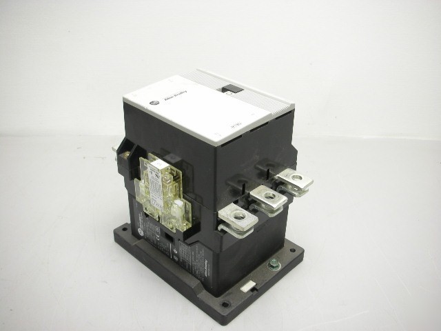 Allen bradley 100-B180N3 iec contactor 180 amp 150 hp