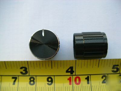 Black machined aluminium knob